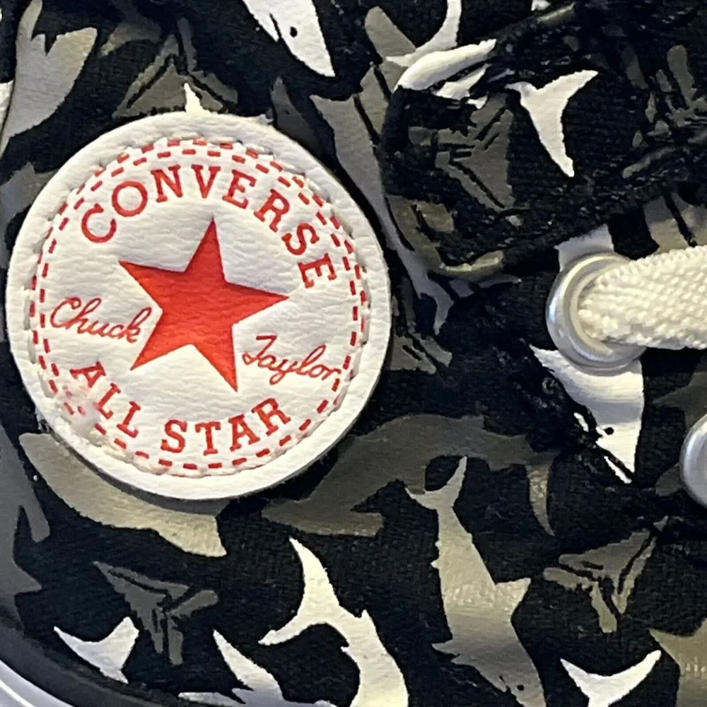 Converse Hi Shark Bite Black Red Junior Kids Casual Shoes 5‎